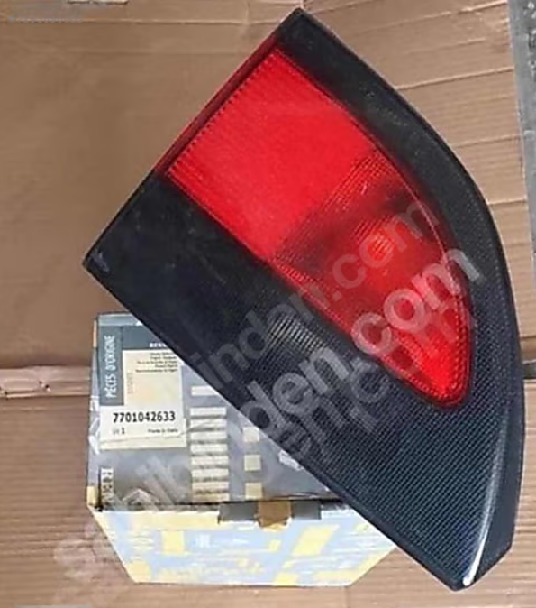 RENAULT MEGANE 1 STOP LAMBASI ARKA SAĞ İÇ MAİS 7701042633